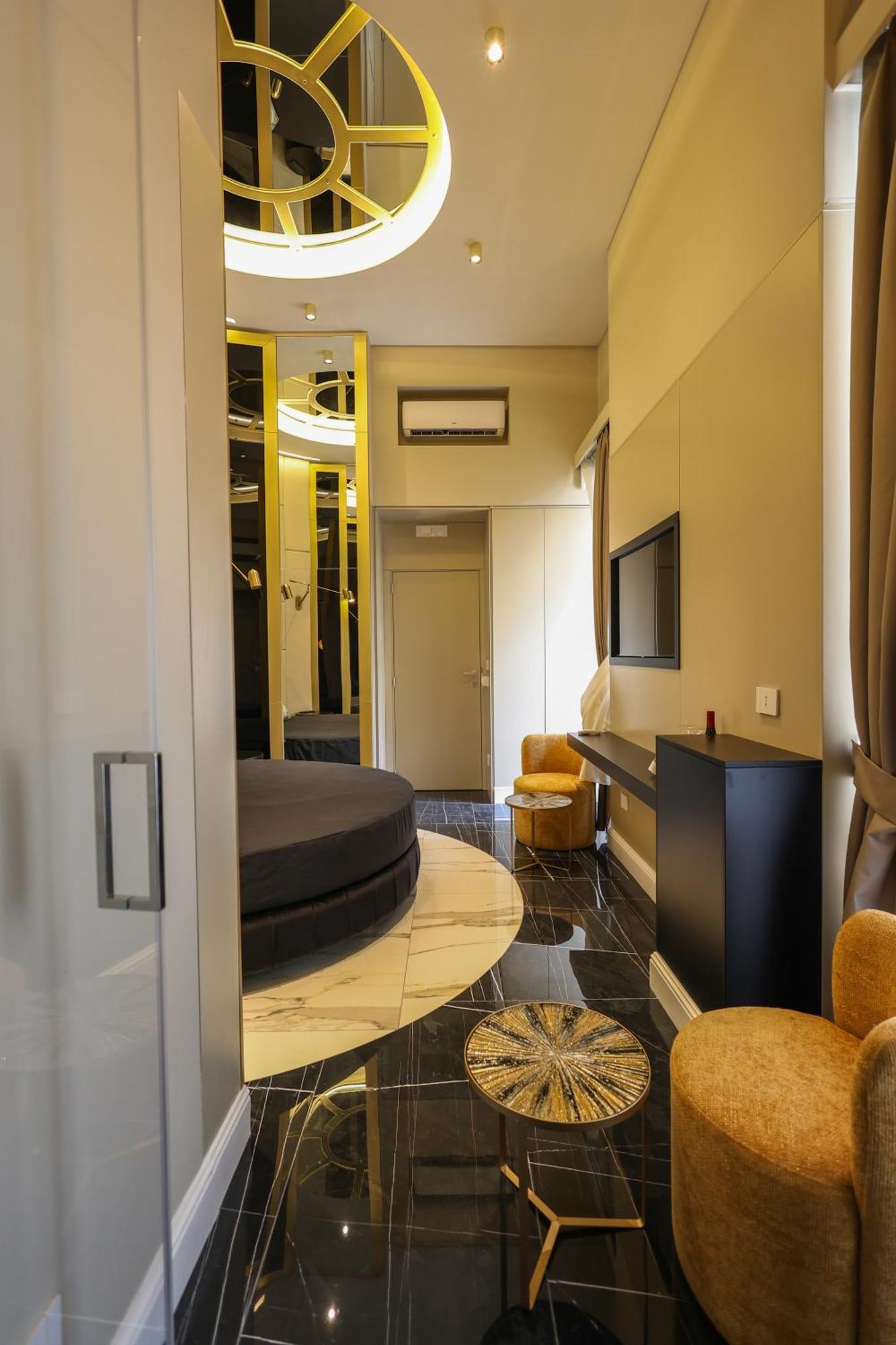 Maison San Carlo Luxury Suites Nápoly Kültér fotó